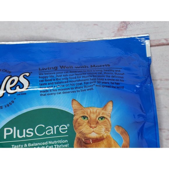 9 Lives Plus Care Tuna & Egg Flavor Complete Balance Adult Cat Food 12 oz Bag - Picture 8 of 11